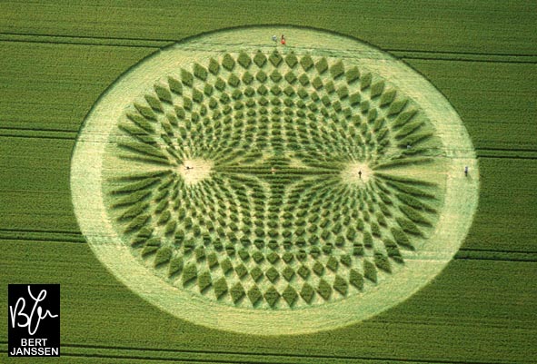 CropCircleAveburyTrusloe
